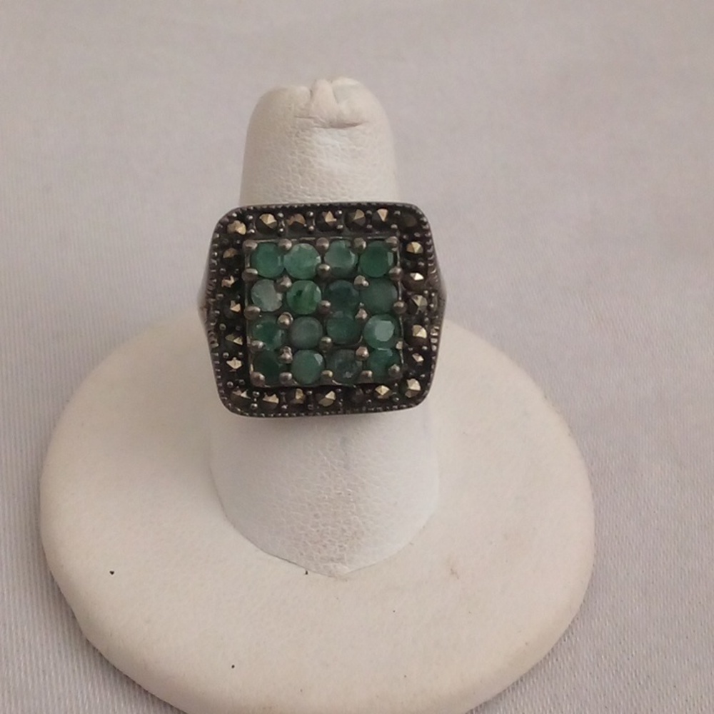 Vintage antique Natural emerald cocktail ring Size 6 😯 - Picture 1 of 6